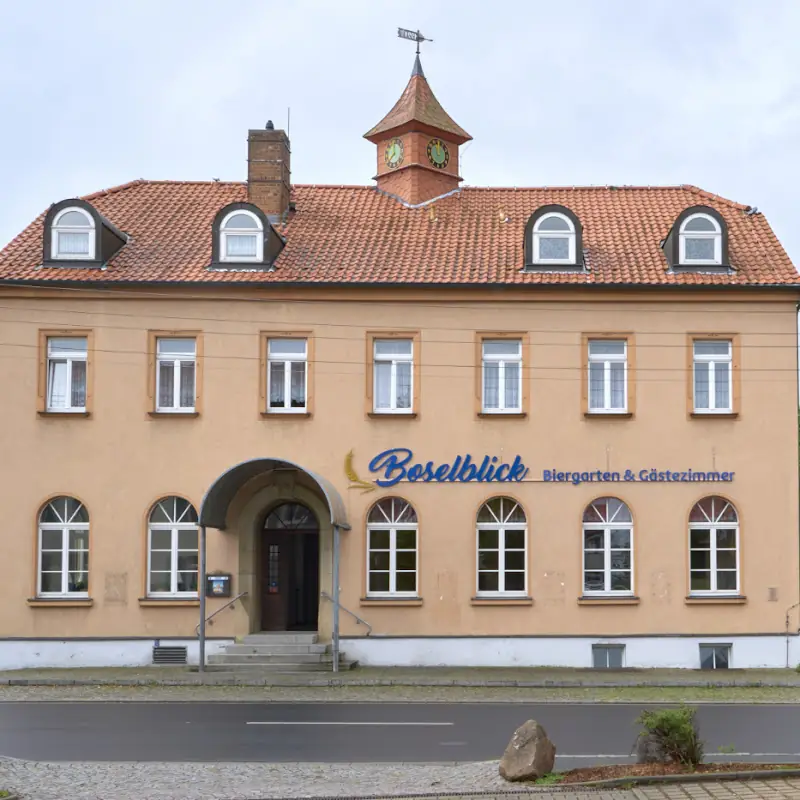 Boselblick | Biergarten & Gästezimmer