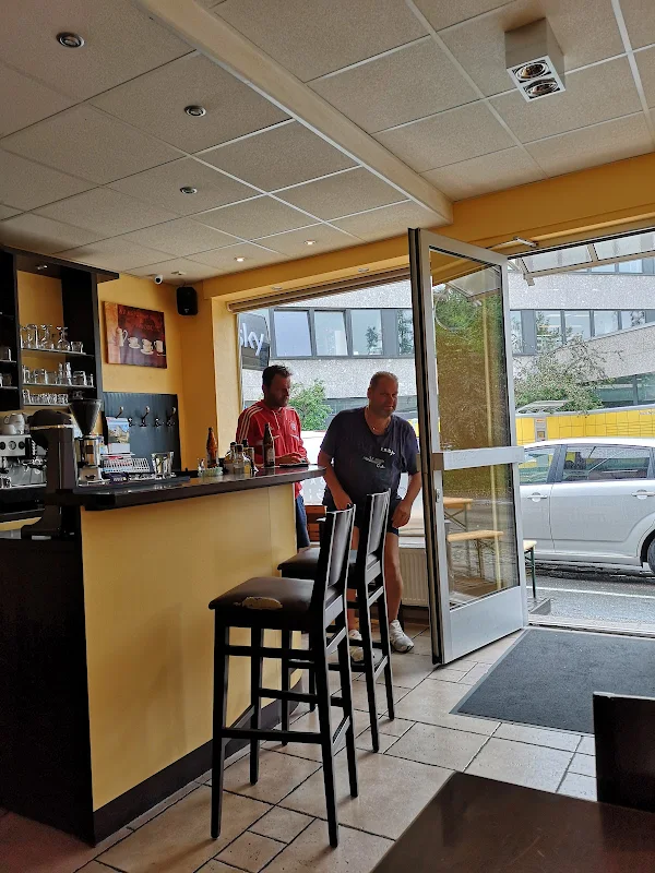 Cafe Regina