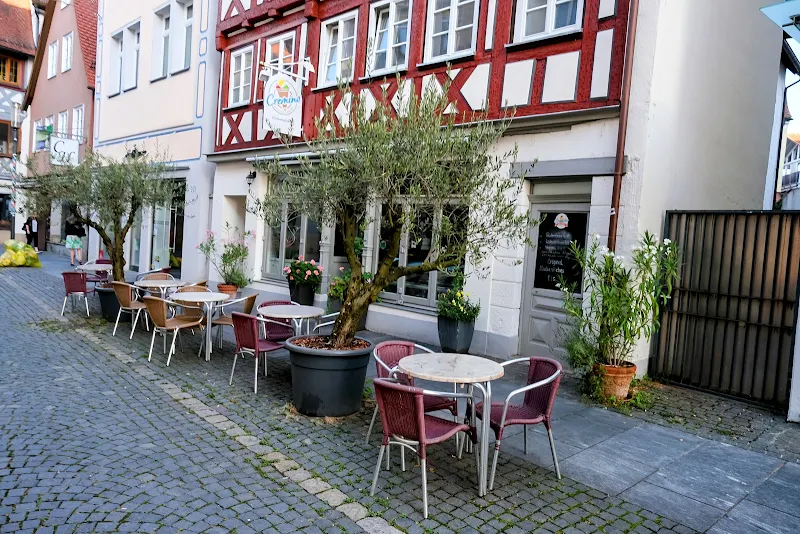 Bistro-Eiscafé Cremino Timo Waibel