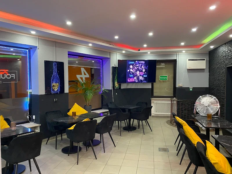 Cafe Diamonds