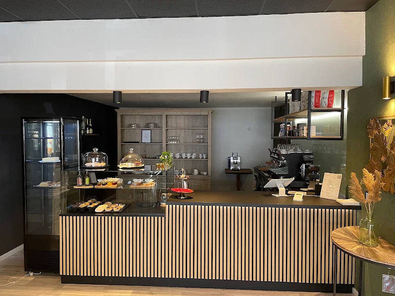Richhome Cafe
