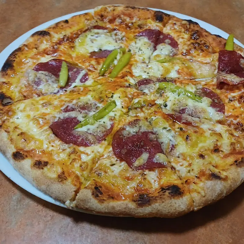 Memos Ess Bar, Döner and Pizza