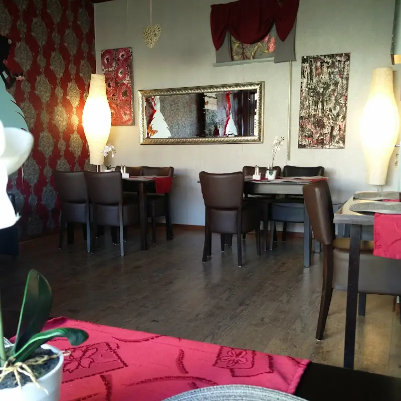 Cafe Mira