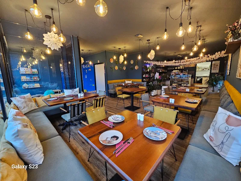Ellys Cafè