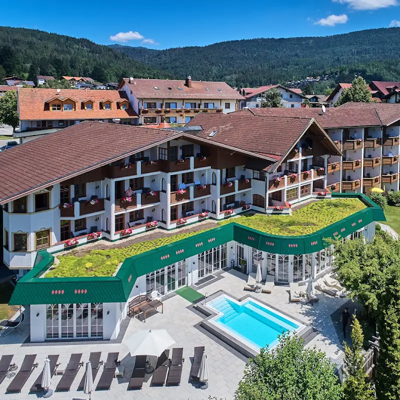 NEUE POST HOTEL