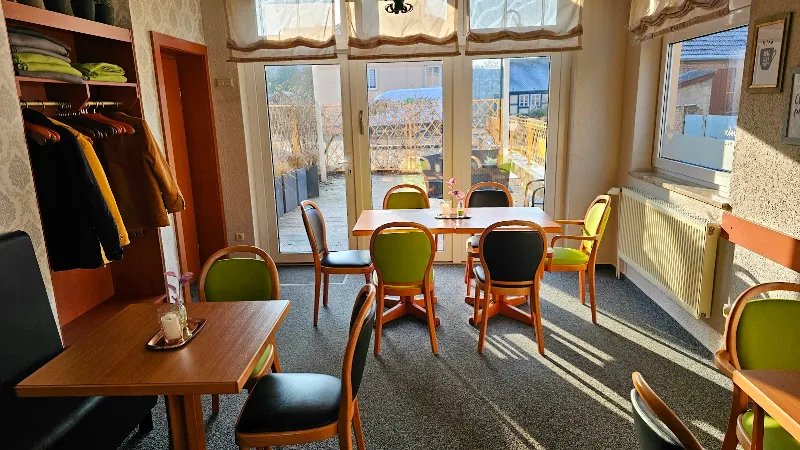 Unser Bäcker Reinhold - Café Wesenberg