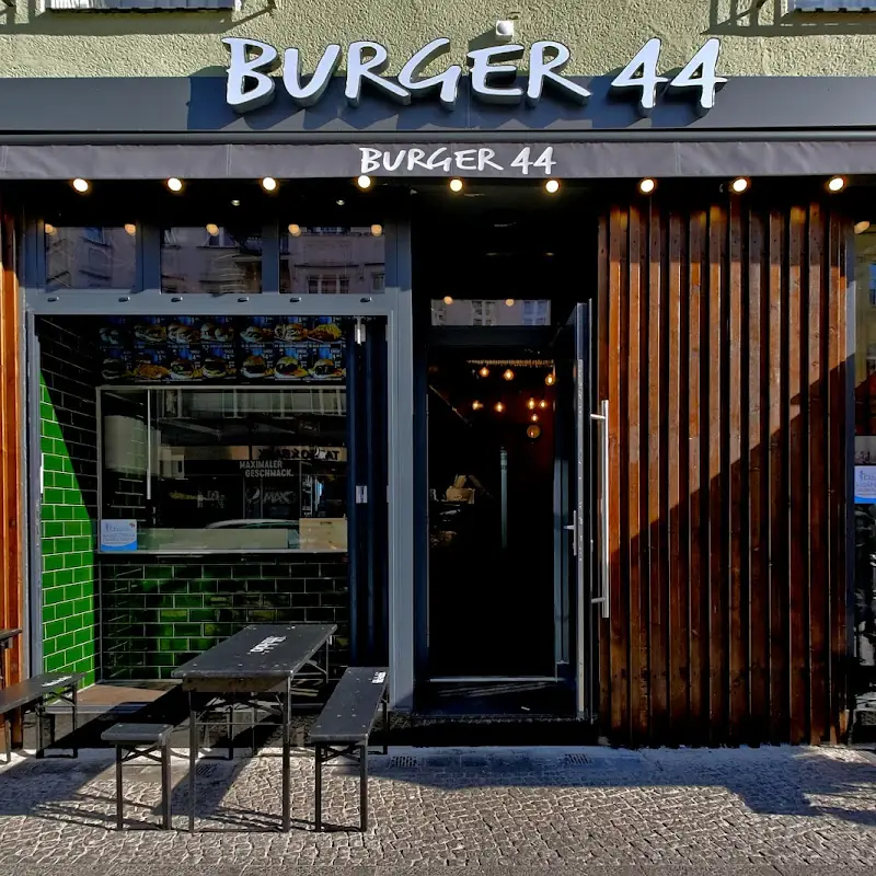 BURGER 44