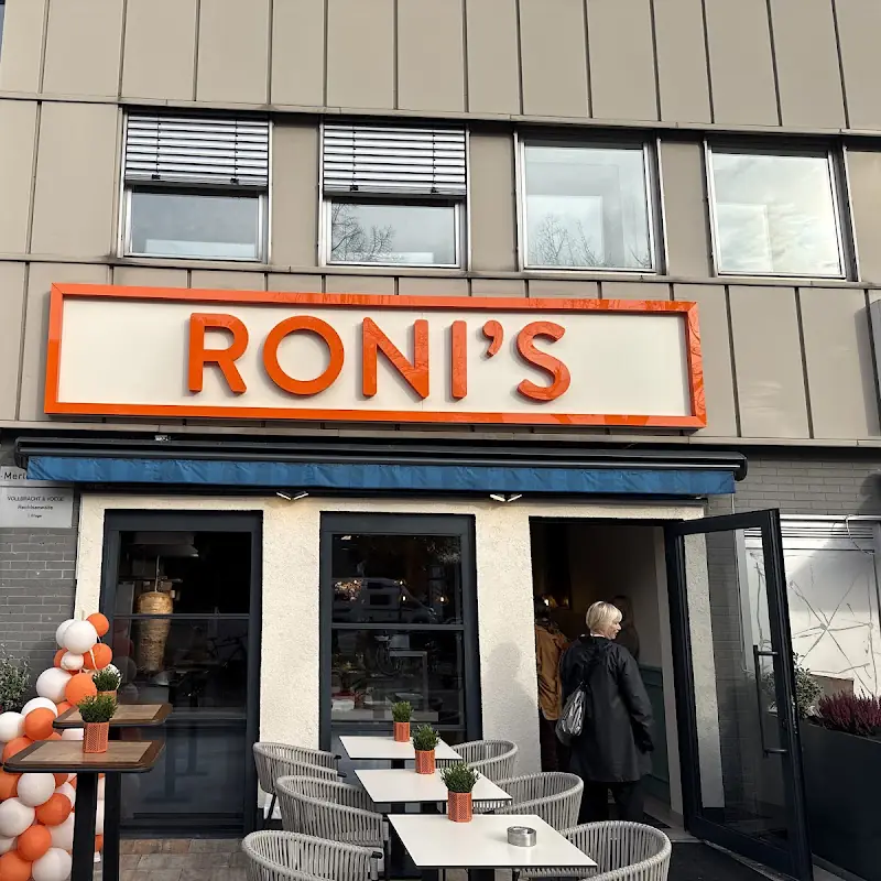 RONI'S