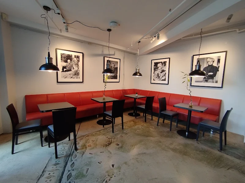 Café Künstler [treff]