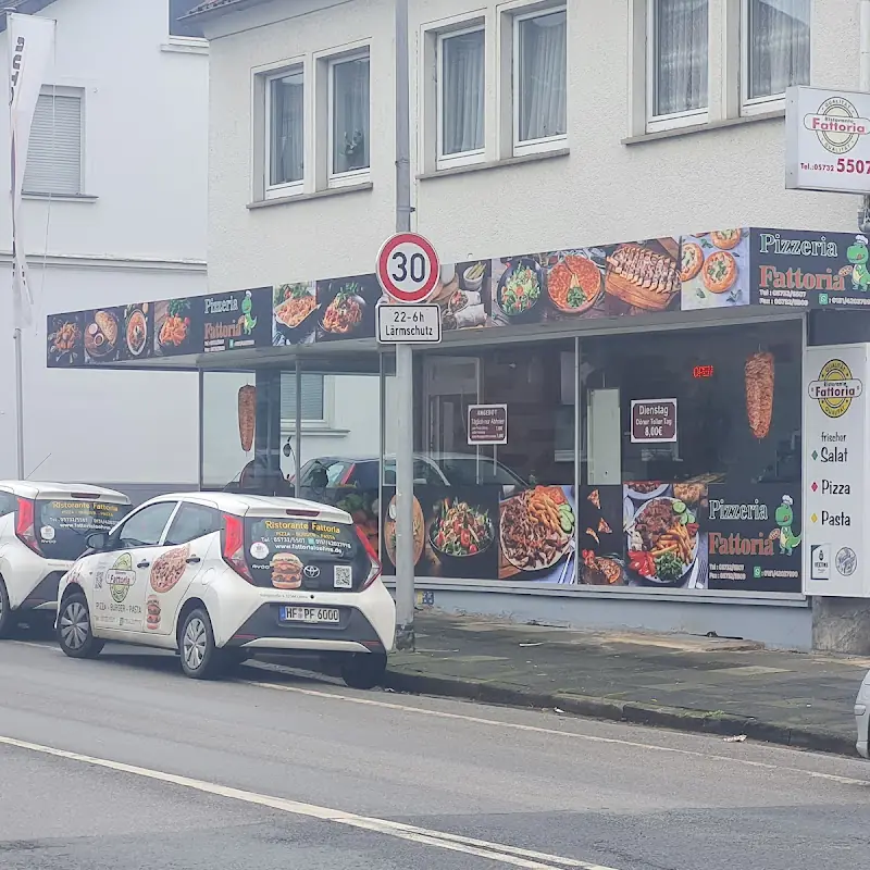 Pizzeria Fattoria Löhne - Pizza Bringdienst