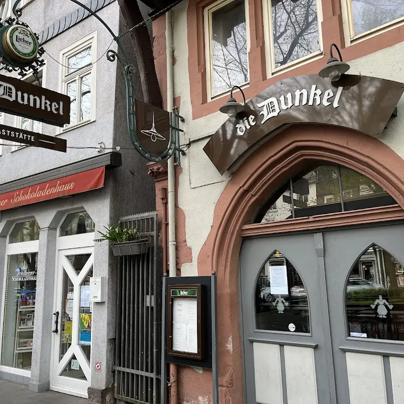 Die Dunkel