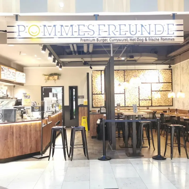 POMMES FREUNDE Regensburg Arcaden