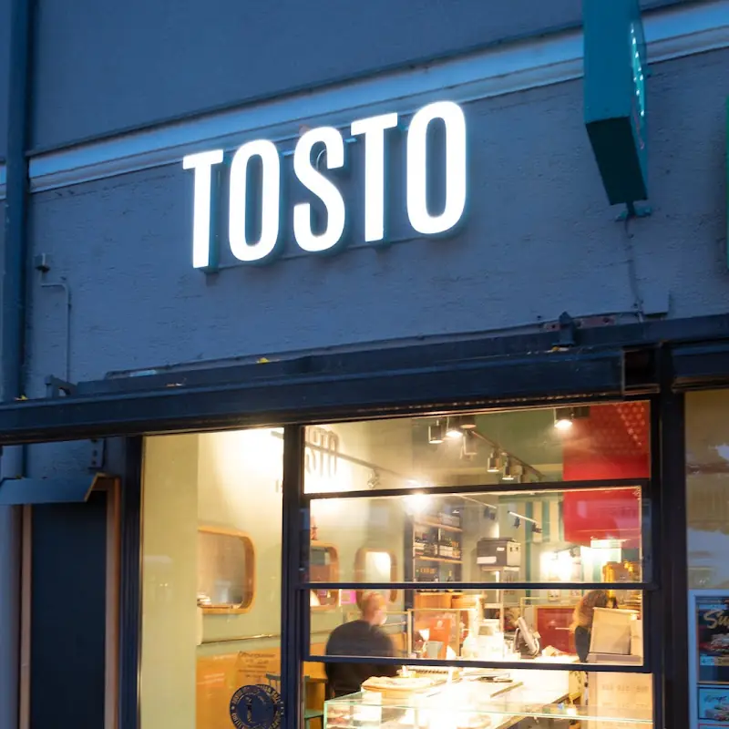TOSTO Italian Cafe & Pizzeria