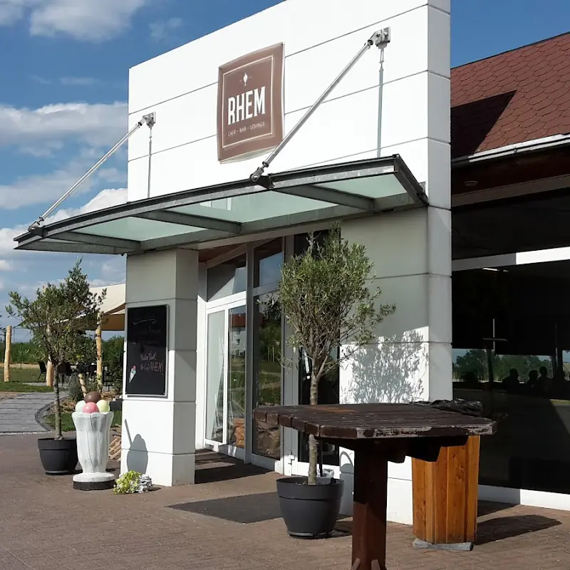 Cafe RHEM