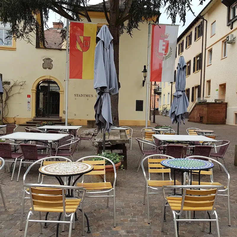 Schiffstraße 4