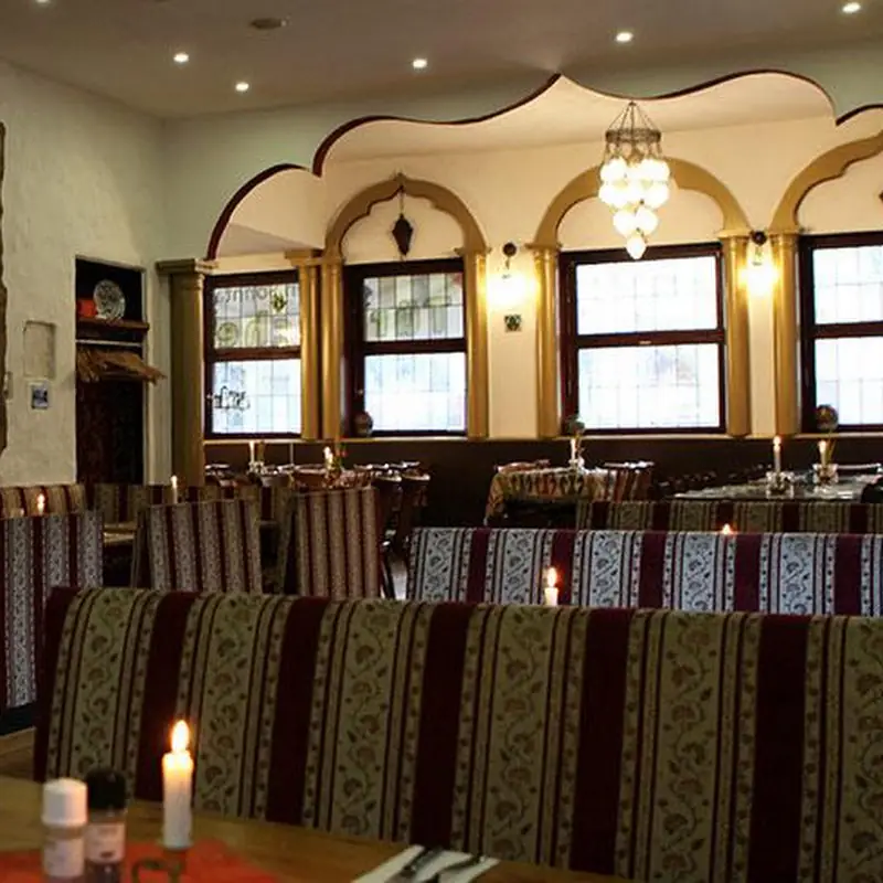 Taverna Yol