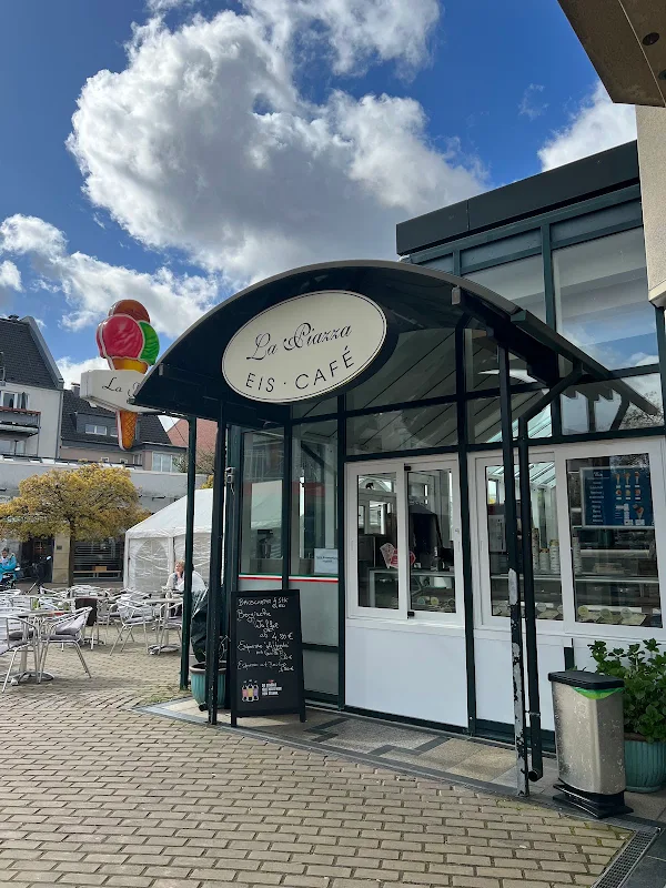 Eiscafe La Piazza