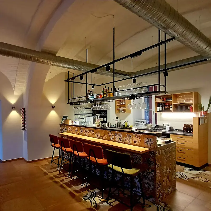 Sarahsita Tapas Bar & Restaurant