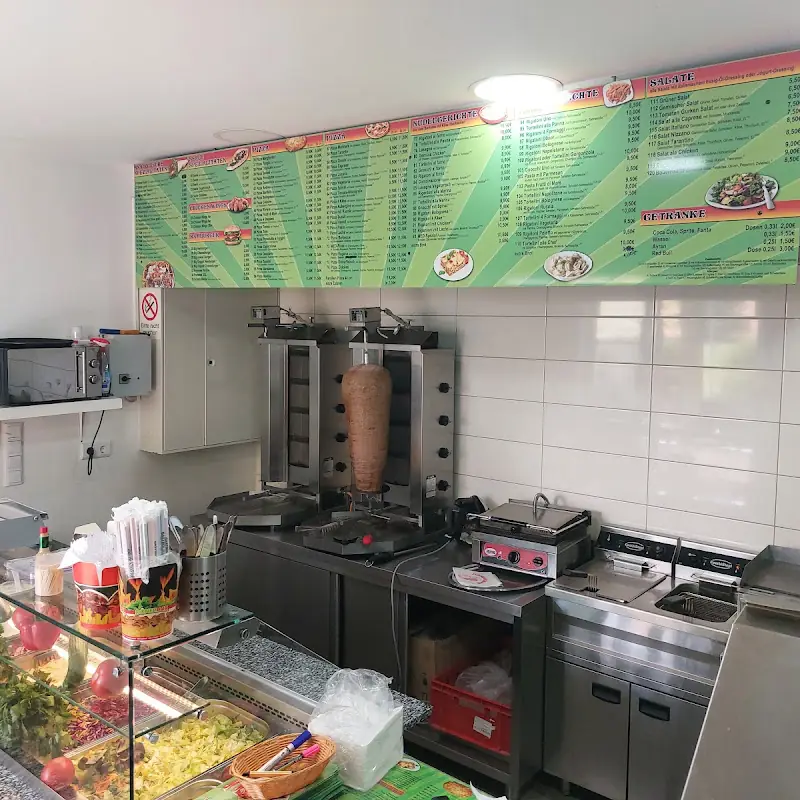 Med Döner Pizza