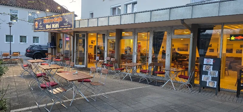 Bistro-Cafe ,,bei Kifi''