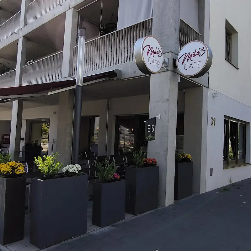 Mila's Cafe