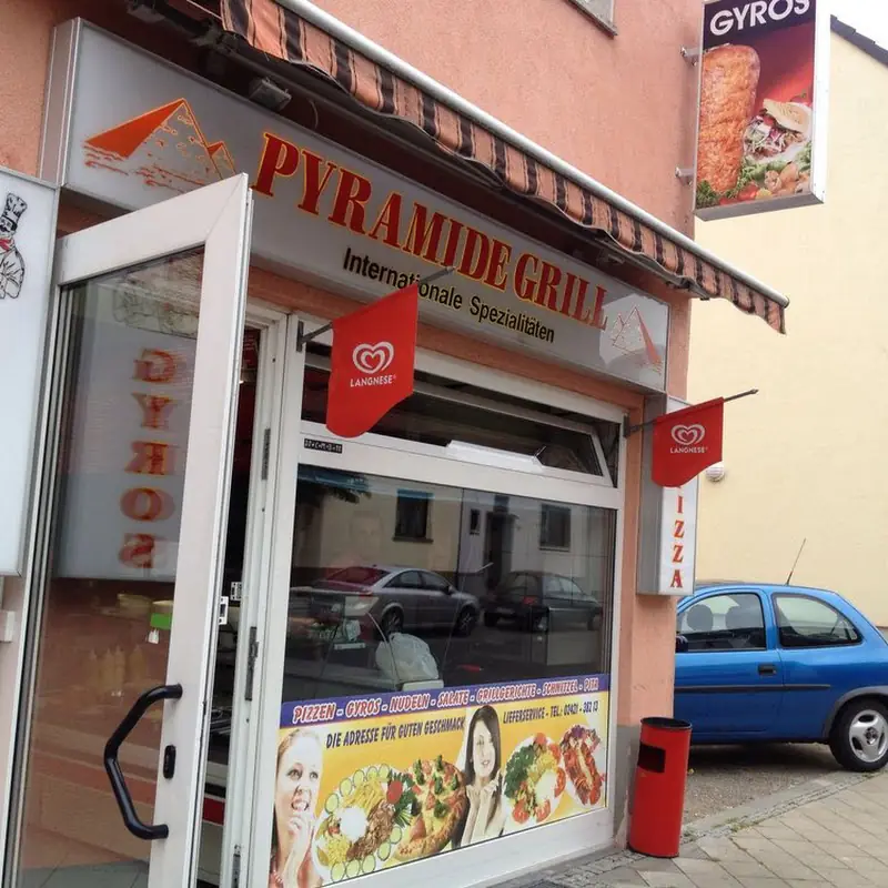Pyramide Grill
