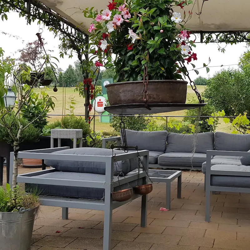 Luigis Golf Restaurant