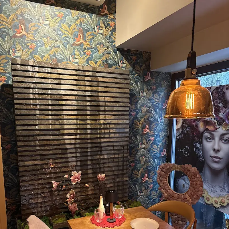 Cascata Italian restaurant