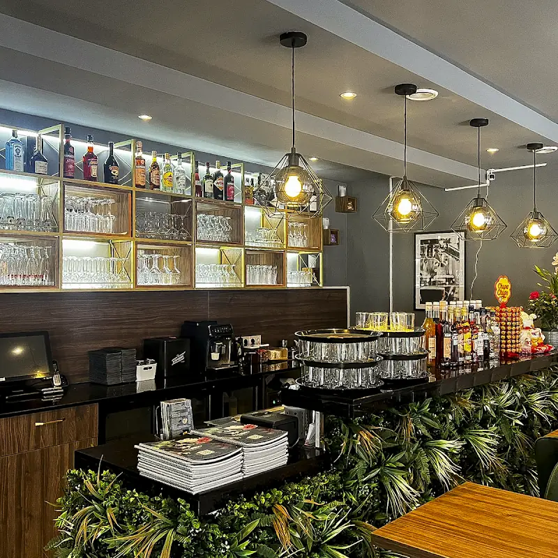 Mianno - Sushi & Grill
