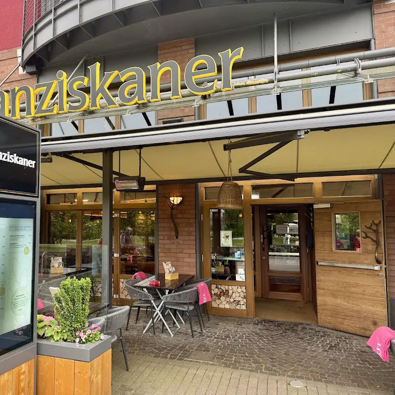Franziskaner im Centro