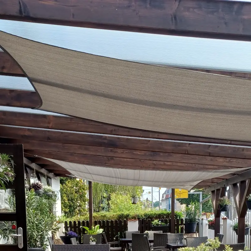 Nancys-Ess-Bar