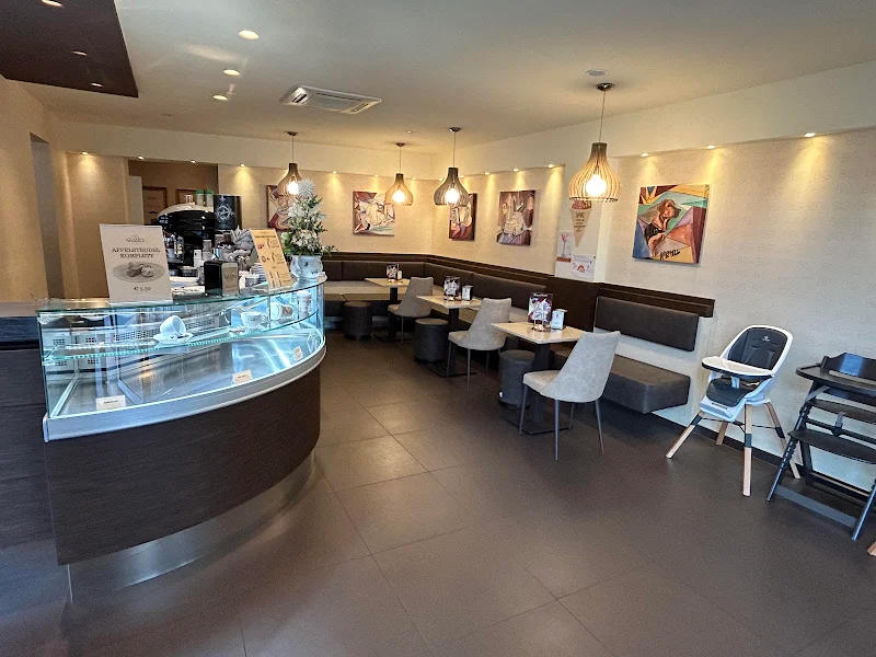 Guzzo Gelato & Caffè