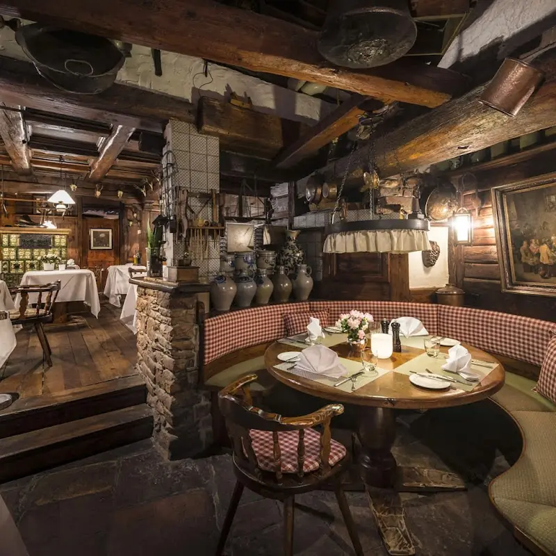 Ochsen Post Hotel & Restaurants - Peter Jost