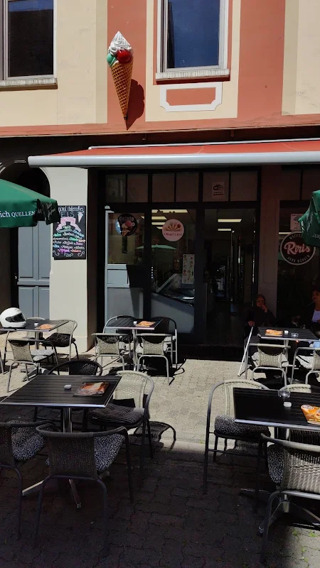 Riri's Eiscafe & Waffelbar