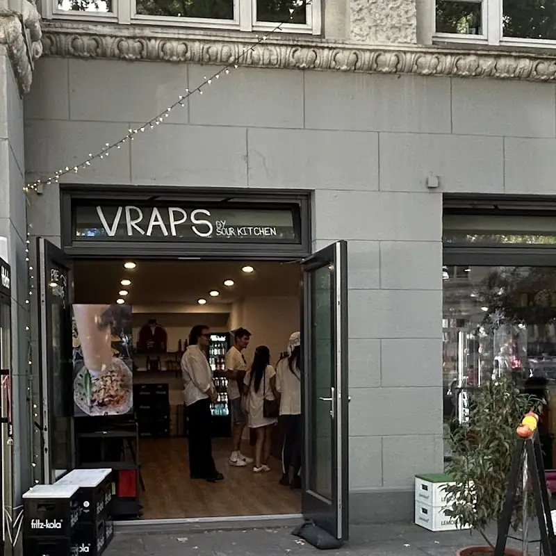 VRAPS by sour kitchen | vegan Çiğ Köfte wraps