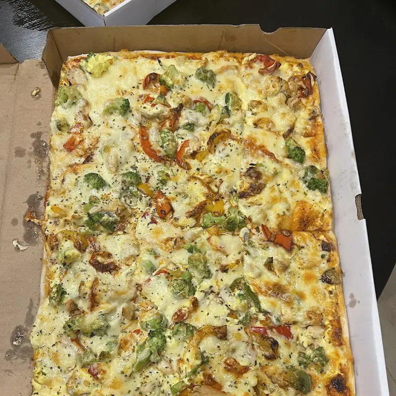 Twin Star Pizza Lieferservice