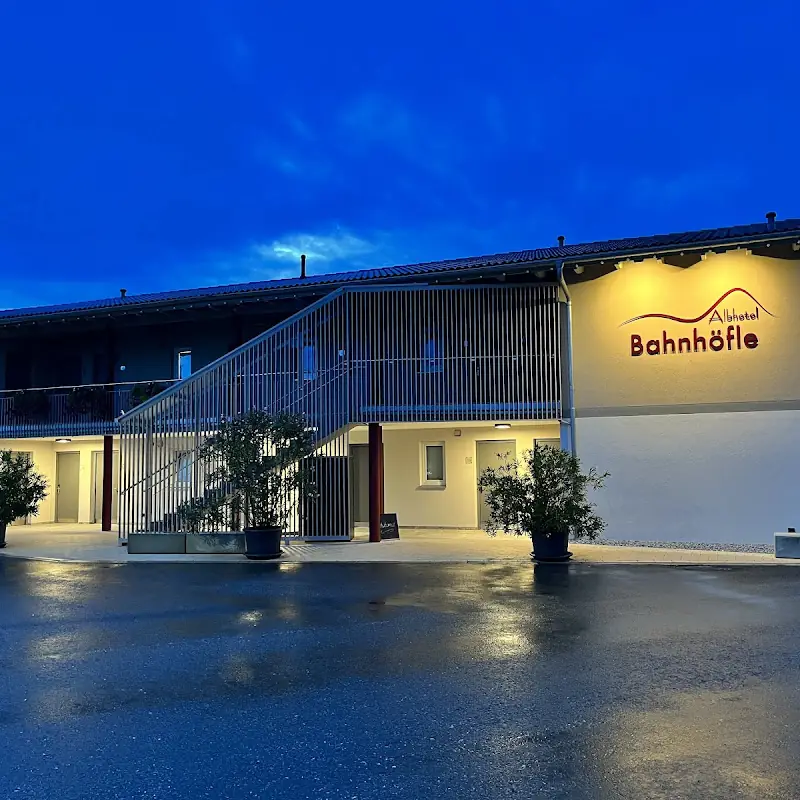 Gasthaus & Albhotel zum Bahnhöfle