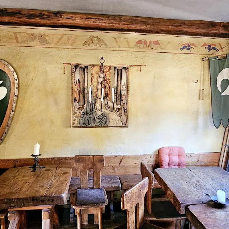 Gräflich Fugger’sches Forsthaus - Wolfgang Dobermann