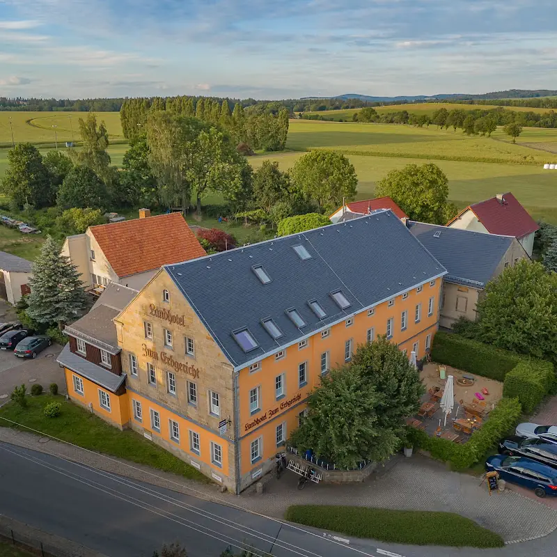 Landhotel & Restaurant Zum Erbgericht Heeselicht geöffnet