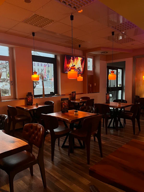Lona Cafe