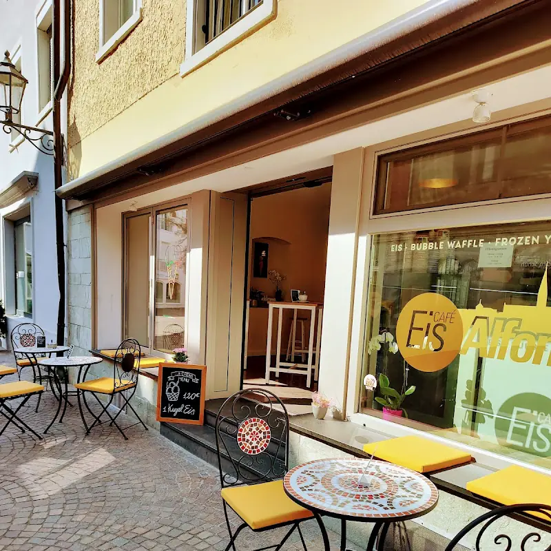 PEPPE Eiscafé & Deli