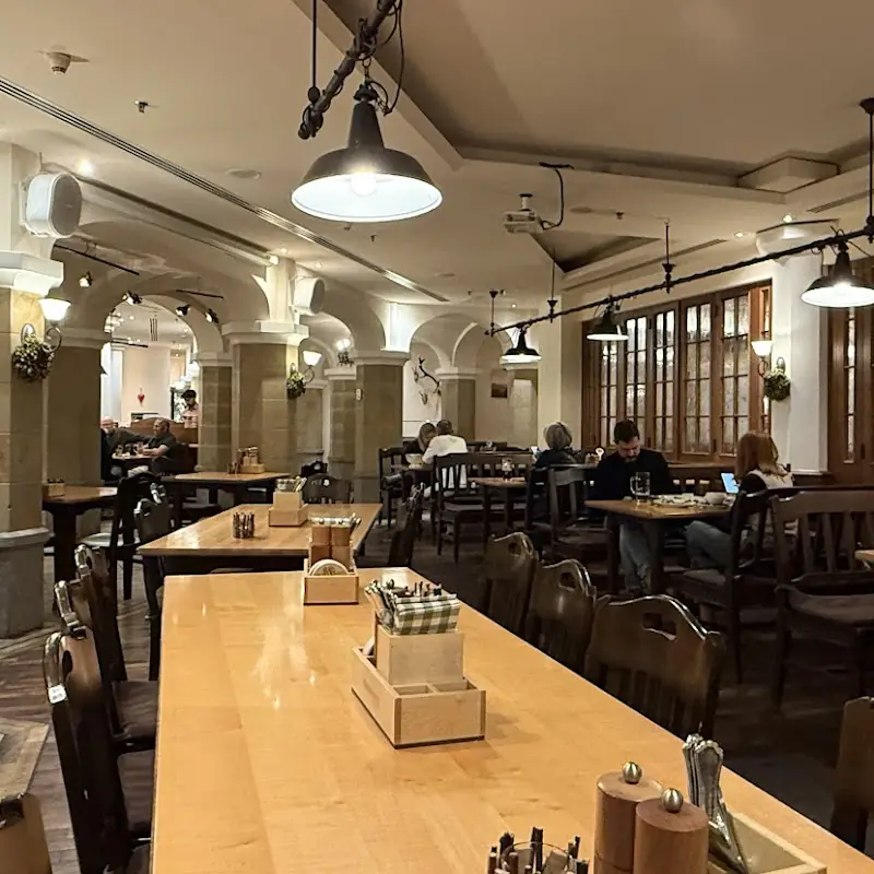 Paulaner's Wirtshaus & Biergarten