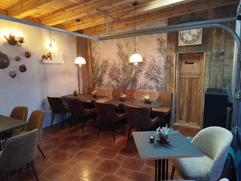 Neidorf Inn Café