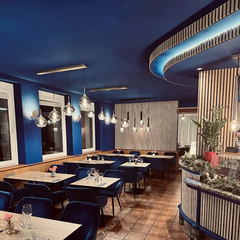 Phố Xa Restaurant