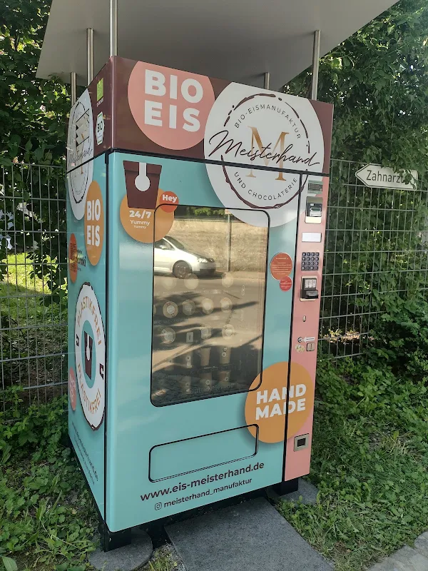 Bio-Eisautomat am Färberturm