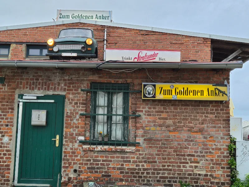 Hafenkneipe "Zum Goldenen Anker"