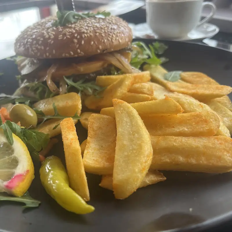 Narin Meister Kebab