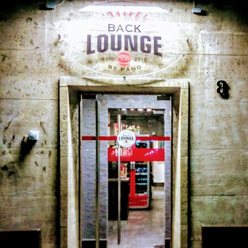 Back Lounge By Pano