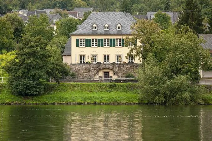 Wein- und Landhaus Raimund Prüm KG