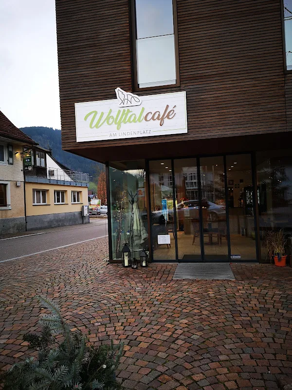 Wolftalcafe am Lindenplatz